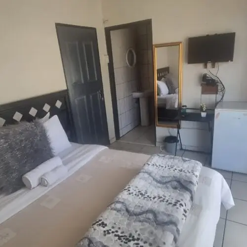 Luxury Couple Room 6 Day Rest 3 Hours